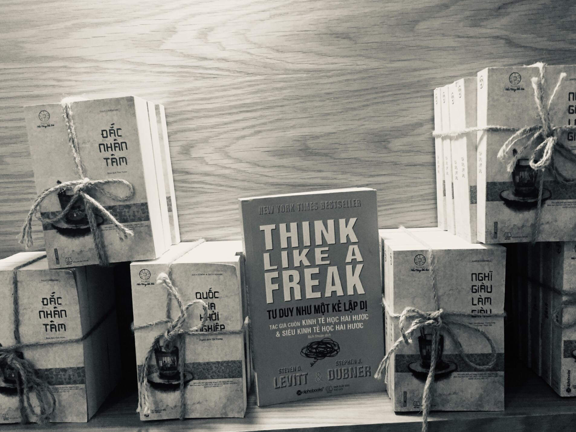 Đánh giá sách Think Like a Freak