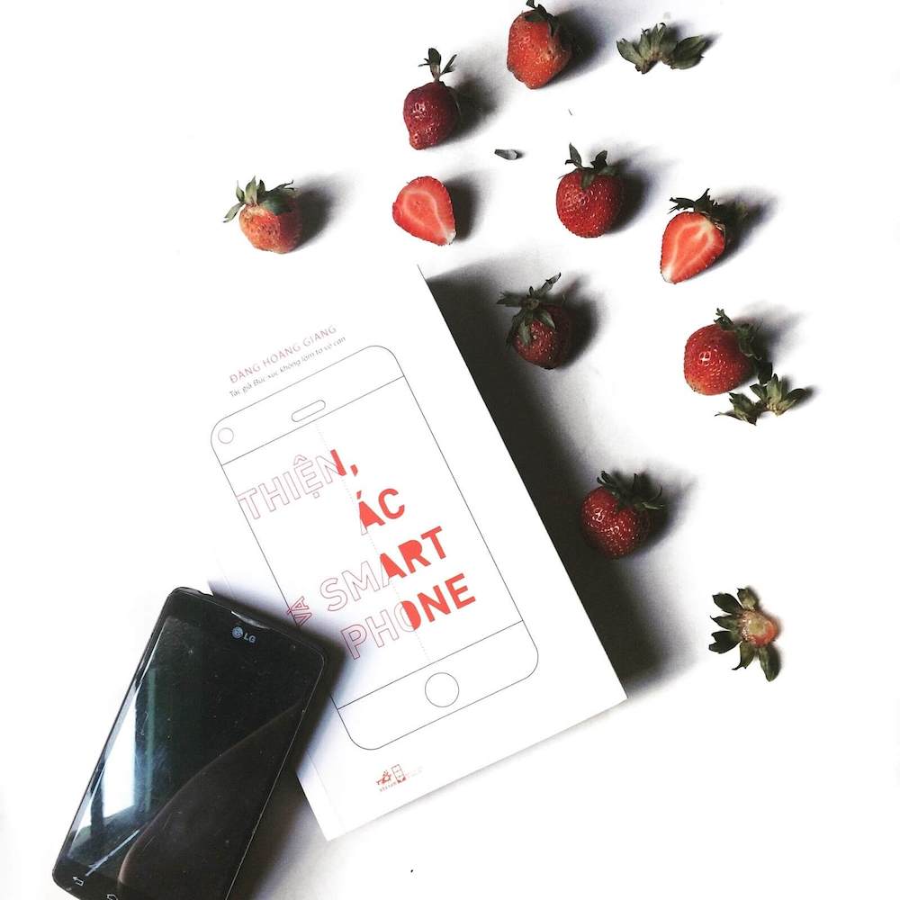 thiện ác và smartphone by reviewsach.net