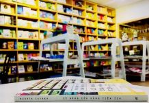 Review sách Cô nàng cửa hàng tiện ích