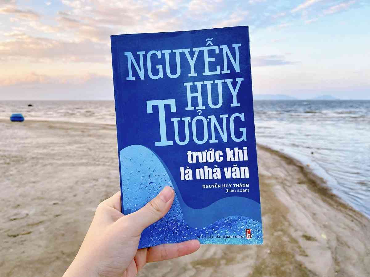 Nguyen Huy Tuong truoc khi la nha van Reviewsach.net