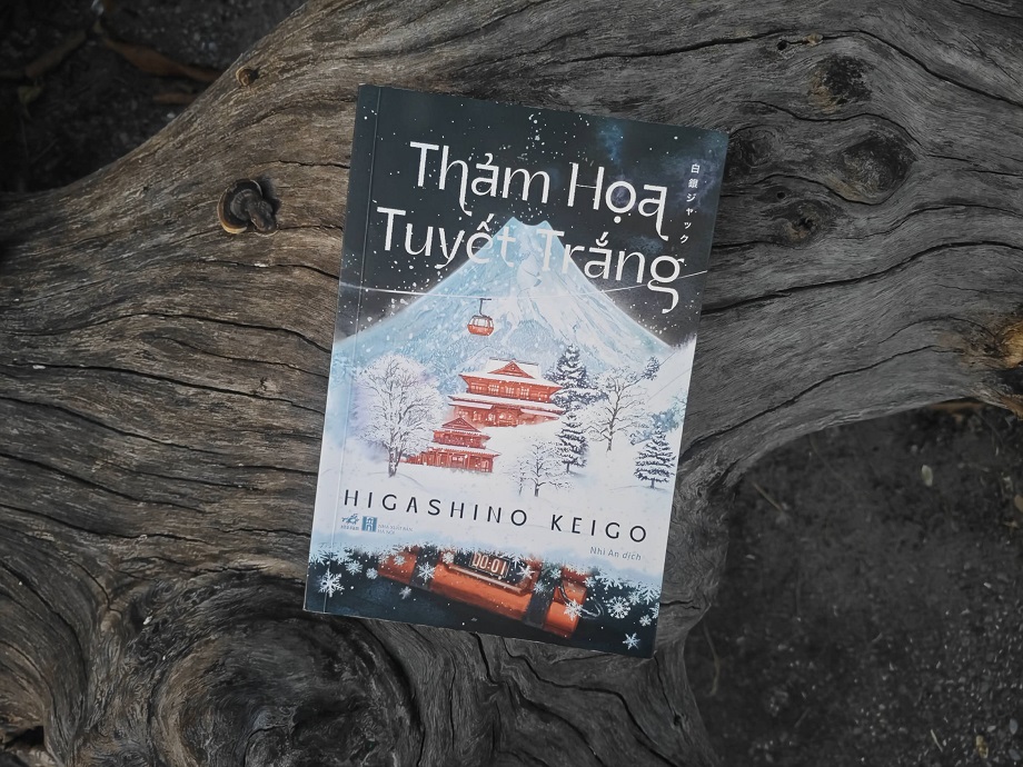 thảm họa tuyết trắng review