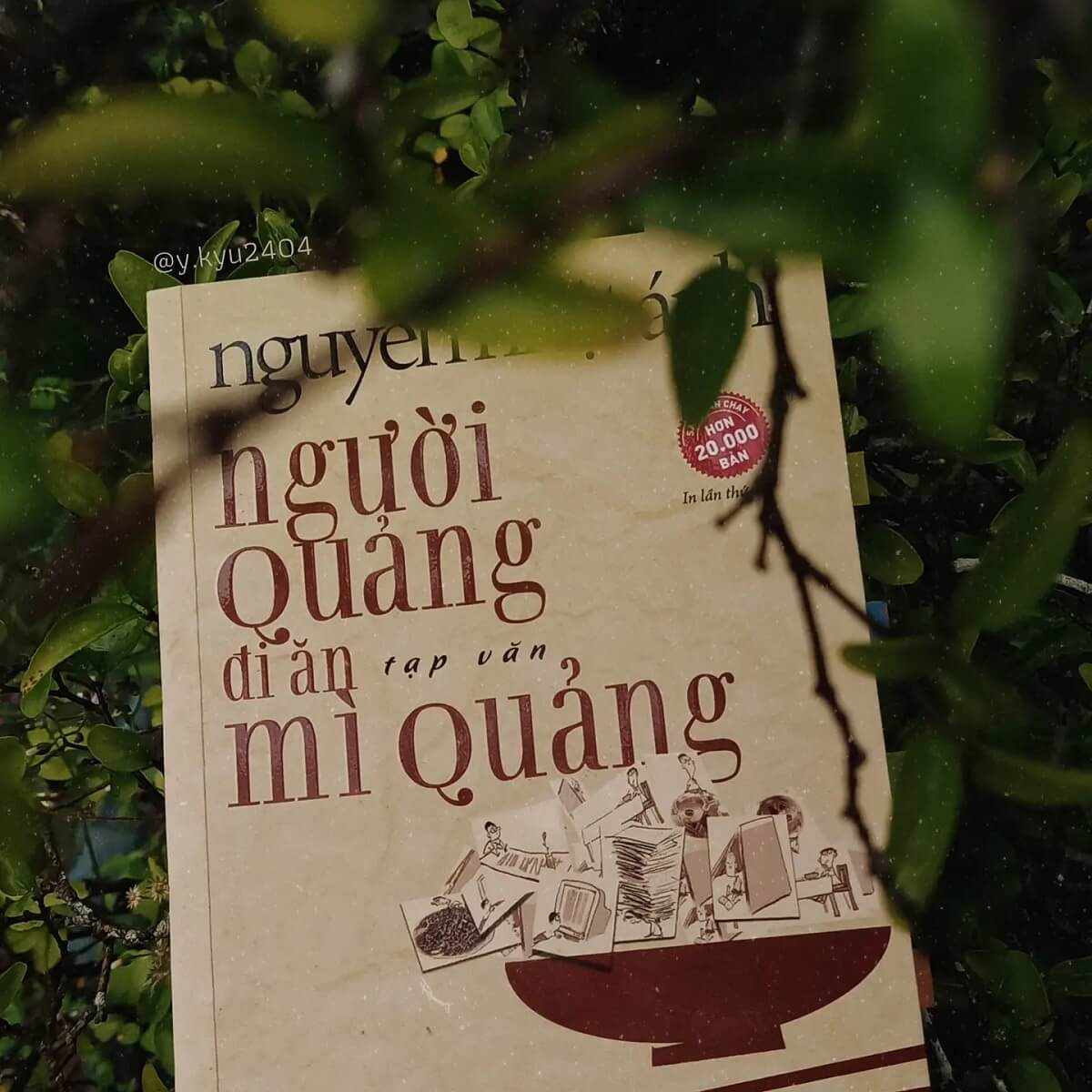 Nguoi Quang di an my quang kyu2404 Reviewsach.net