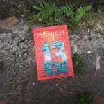 Nghịch lí 13 (Higashino Keigo) – Con người thời hậu tận thế