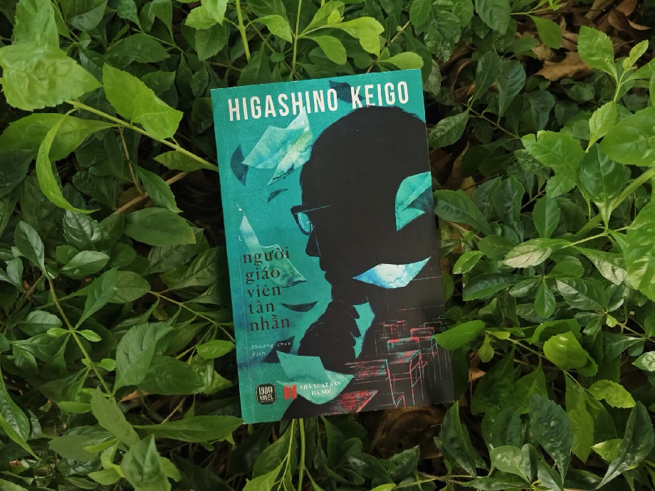 người giáo viên tàn nhẫn review